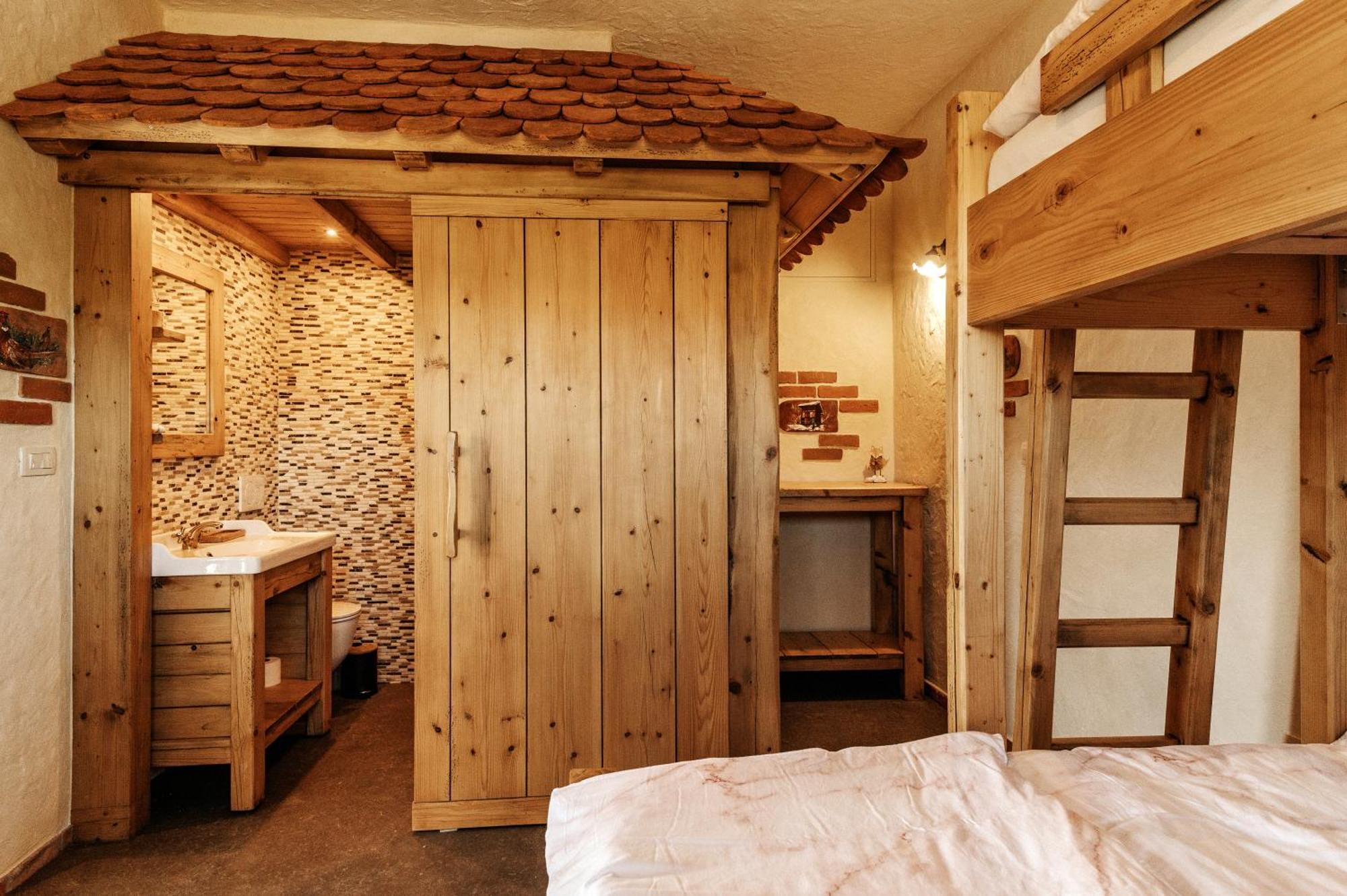 Gostilnica Orle - Sleeping In The Tower Hotell Škofljica Eksteriør bilde